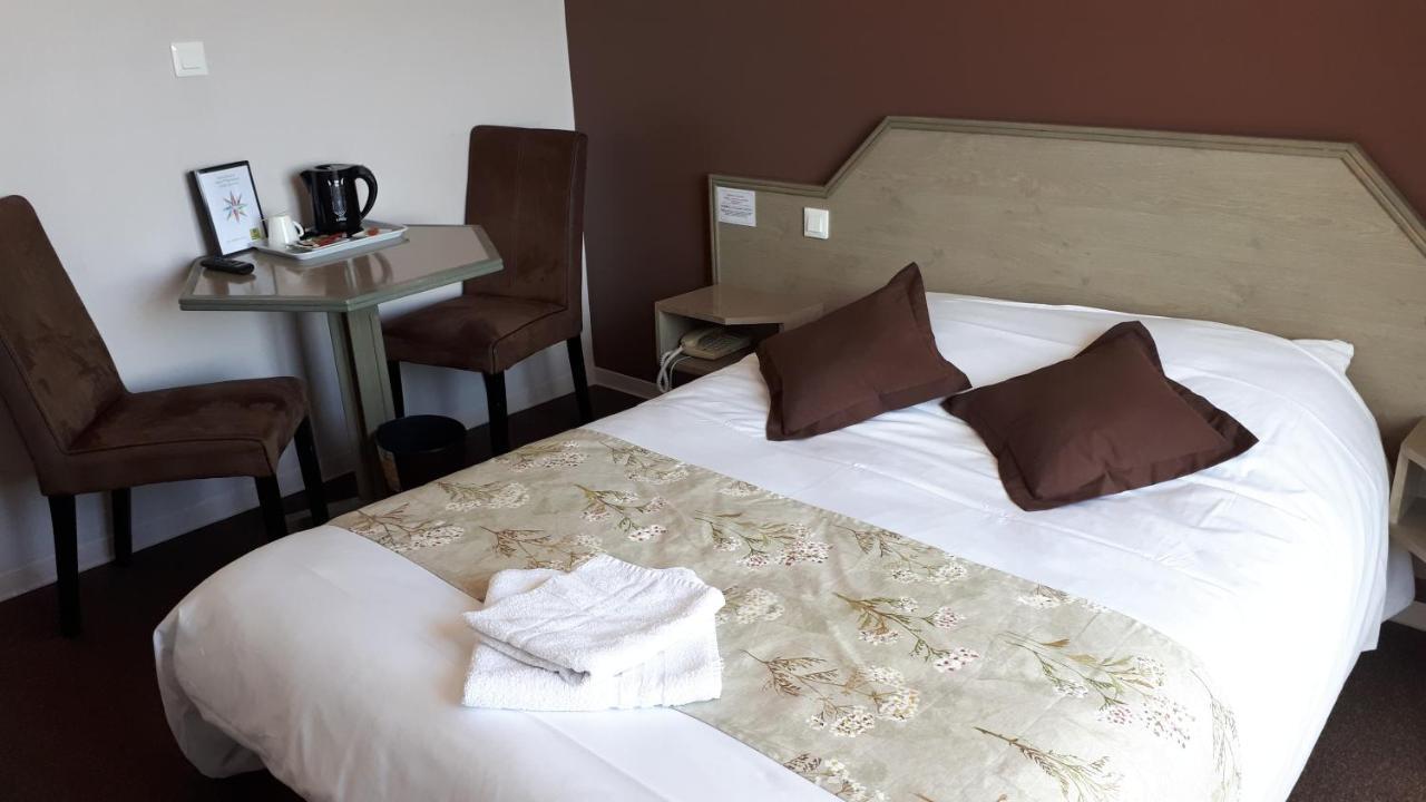 Logis La Rose Des Vents Hotel โวลมิค ภายนอก รูปภาพ