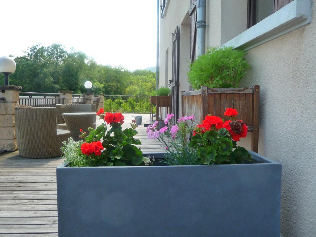 Logis La Rose Des Vents Hotel โวลมิค ภายนอก รูปภาพ