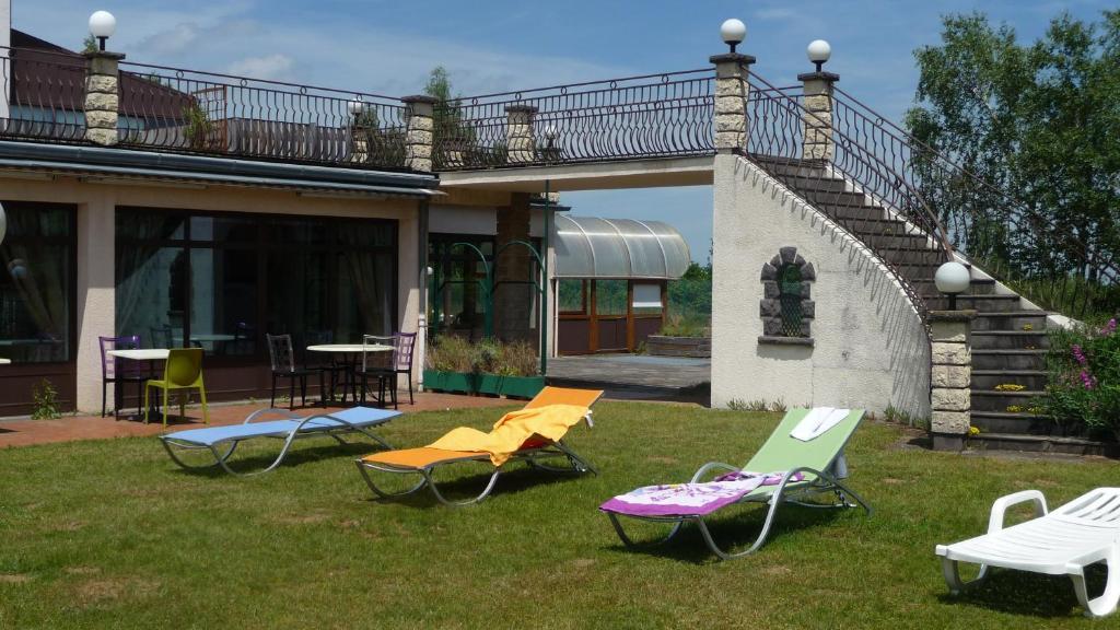 Logis La Rose Des Vents Hotel โวลมิค ภายนอก รูปภาพ