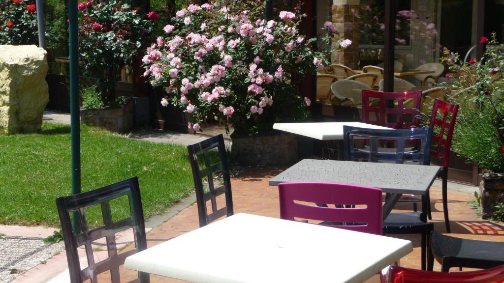 Logis La Rose Des Vents Hotel โวลมิค ภายนอก รูปภาพ