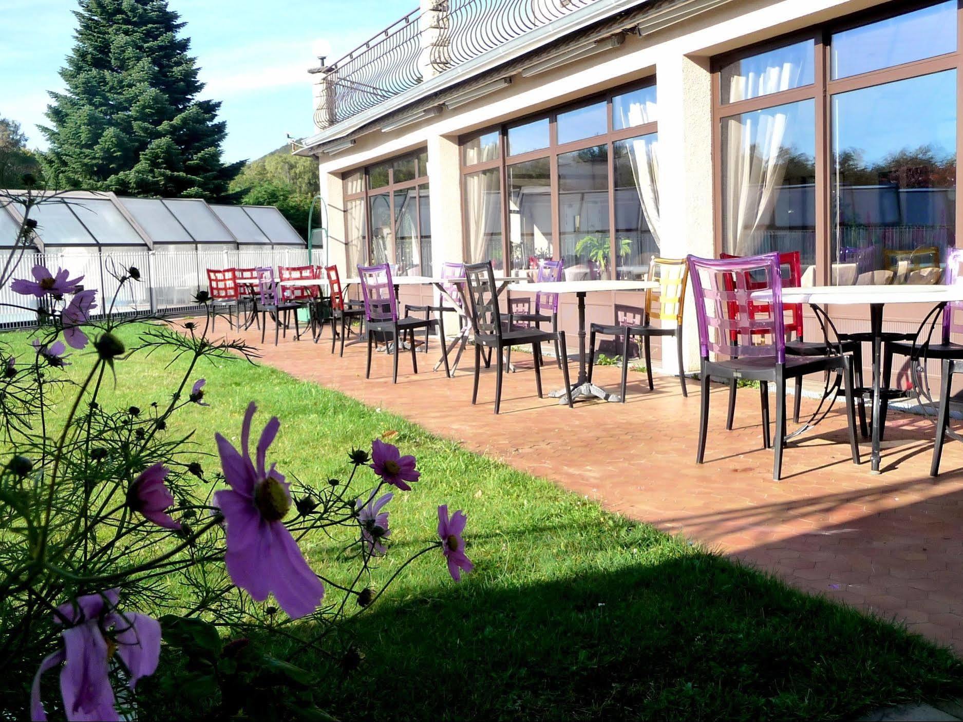 Logis La Rose Des Vents Hotel โวลมิค ภายนอก รูปภาพ