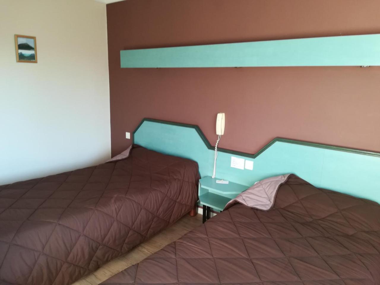 Logis La Rose Des Vents Hotel โวลมิค ภายนอก รูปภาพ